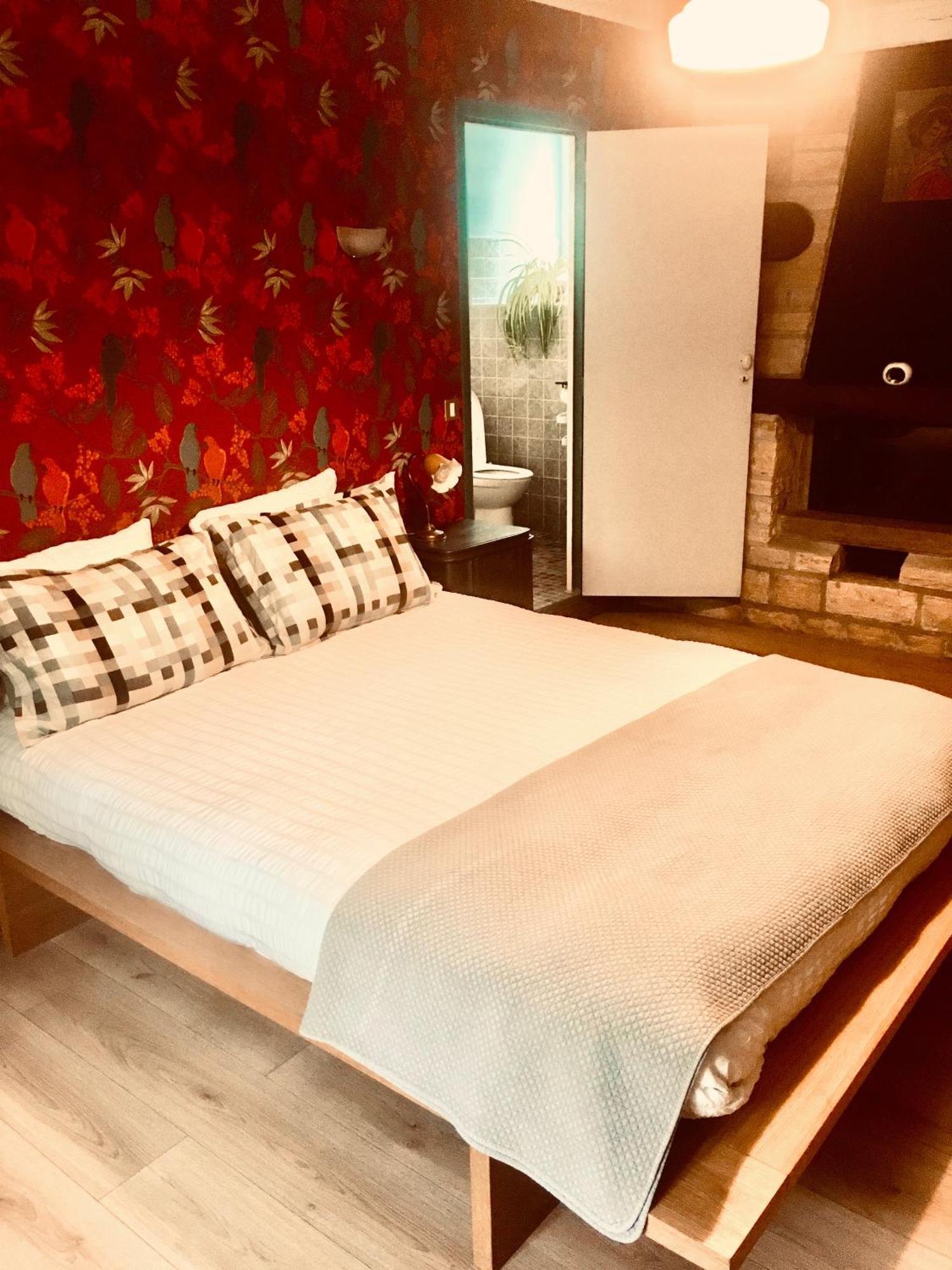 Le 7 Des Tonneliers Bed & Breakfast Castelfranc Eksteriør bilde